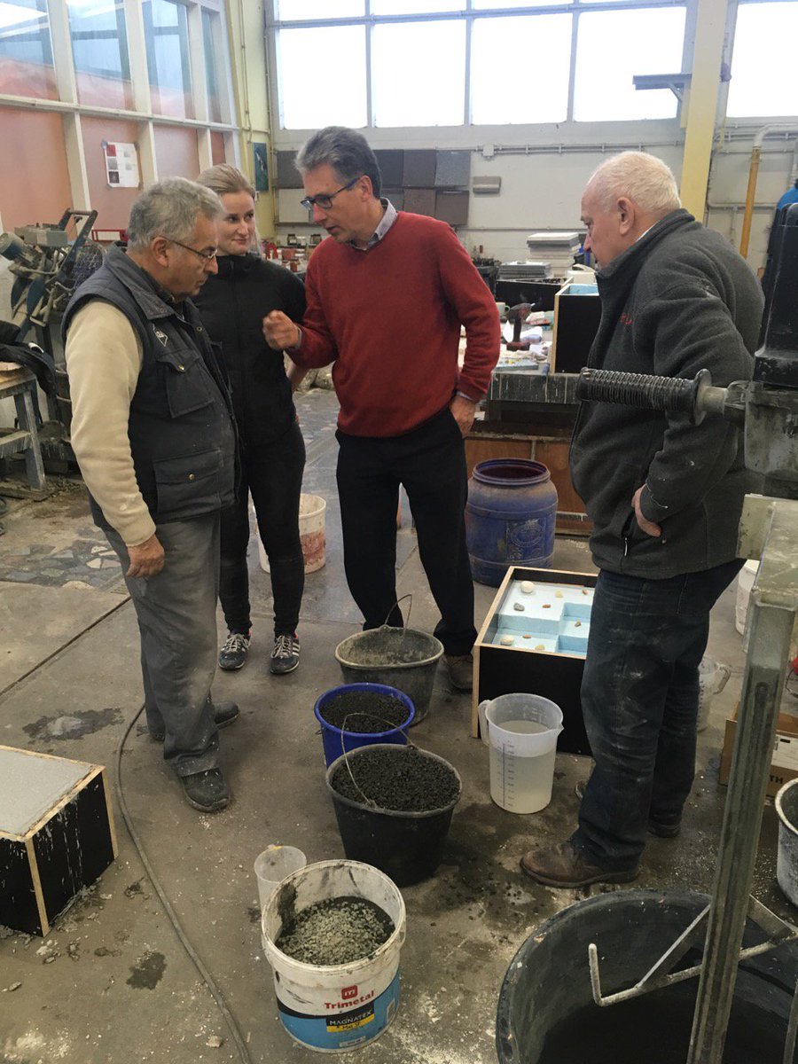 FrederikPoll's tweet photo. @bouwkunst Studio 'Study of Form' bij Tomaello in Vlaardingen. Briljante 1e dag met het samenstellen van de mix en het storten van het terrazzo in zelfgemaakte mallen. In december worden de objecten tentoongesteld op de RDM Campus #ravb #tomaello #terrazzo https://t.co/Qc37xB3rJd