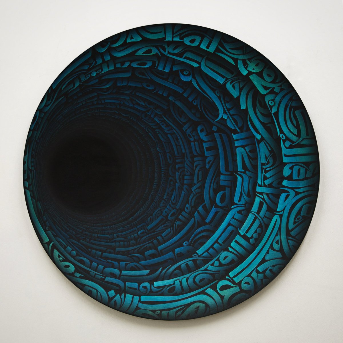 snasernia's tweet photo. Otherside III, acrylic on round canvas. 40inches in diameter 
#sasannasernia #calligraffiti #nasernia #naserniaart #crazykoufi #crazykufic  #vancouverartist #vancouverdesigner #thisiscanadianart #herecanada https://t.co/qv3eJ3gdYo
