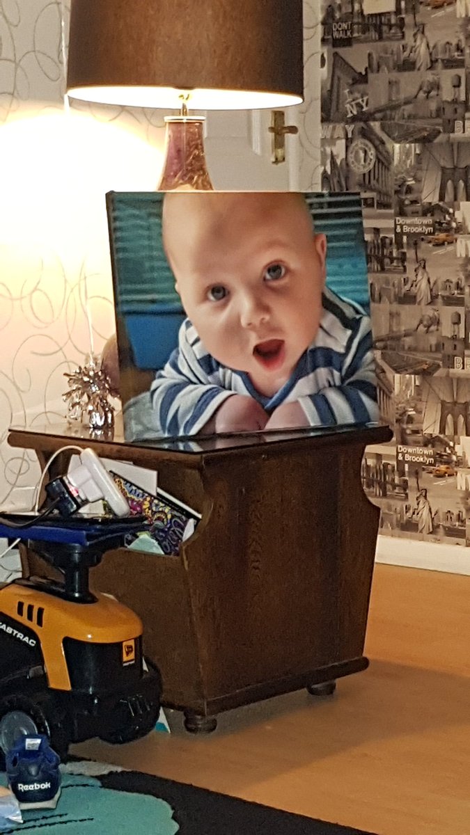 nicswows's tweet image. My new canvas #mybabyboy #myson #matthewbenjamin #myworld #photos #memories #canvas