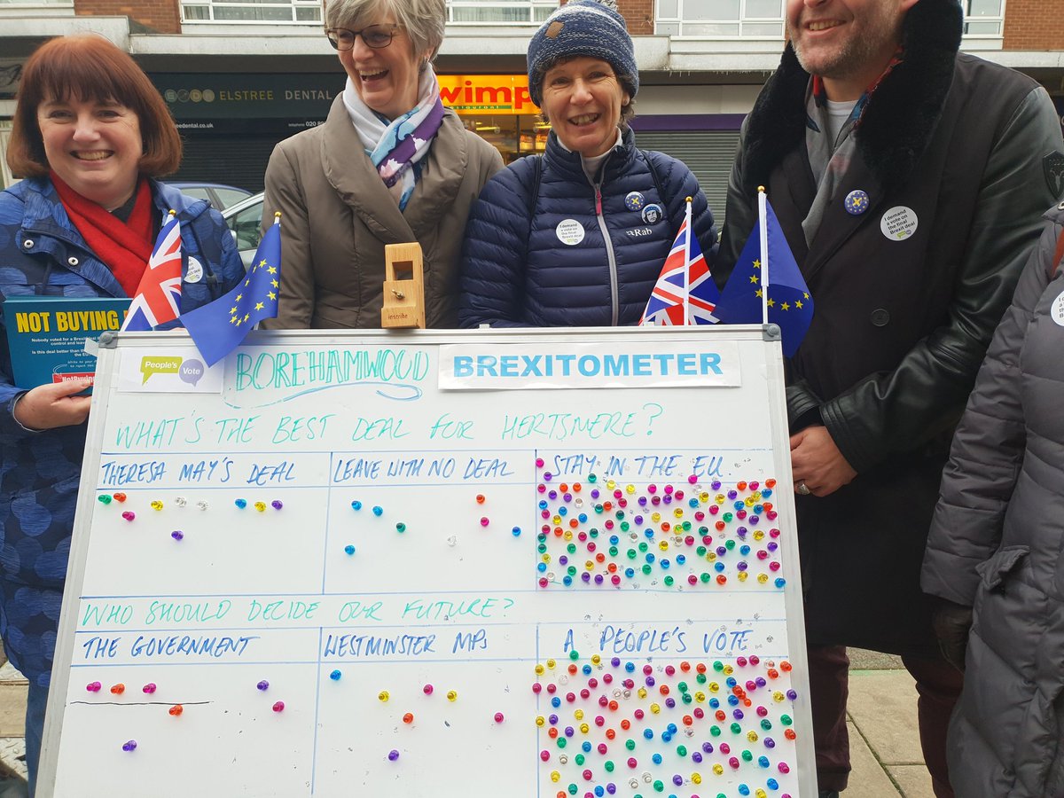 ZoeHope4's tweet photo. Borehamwood High Street today. https://t.co/ZfoEFAMute