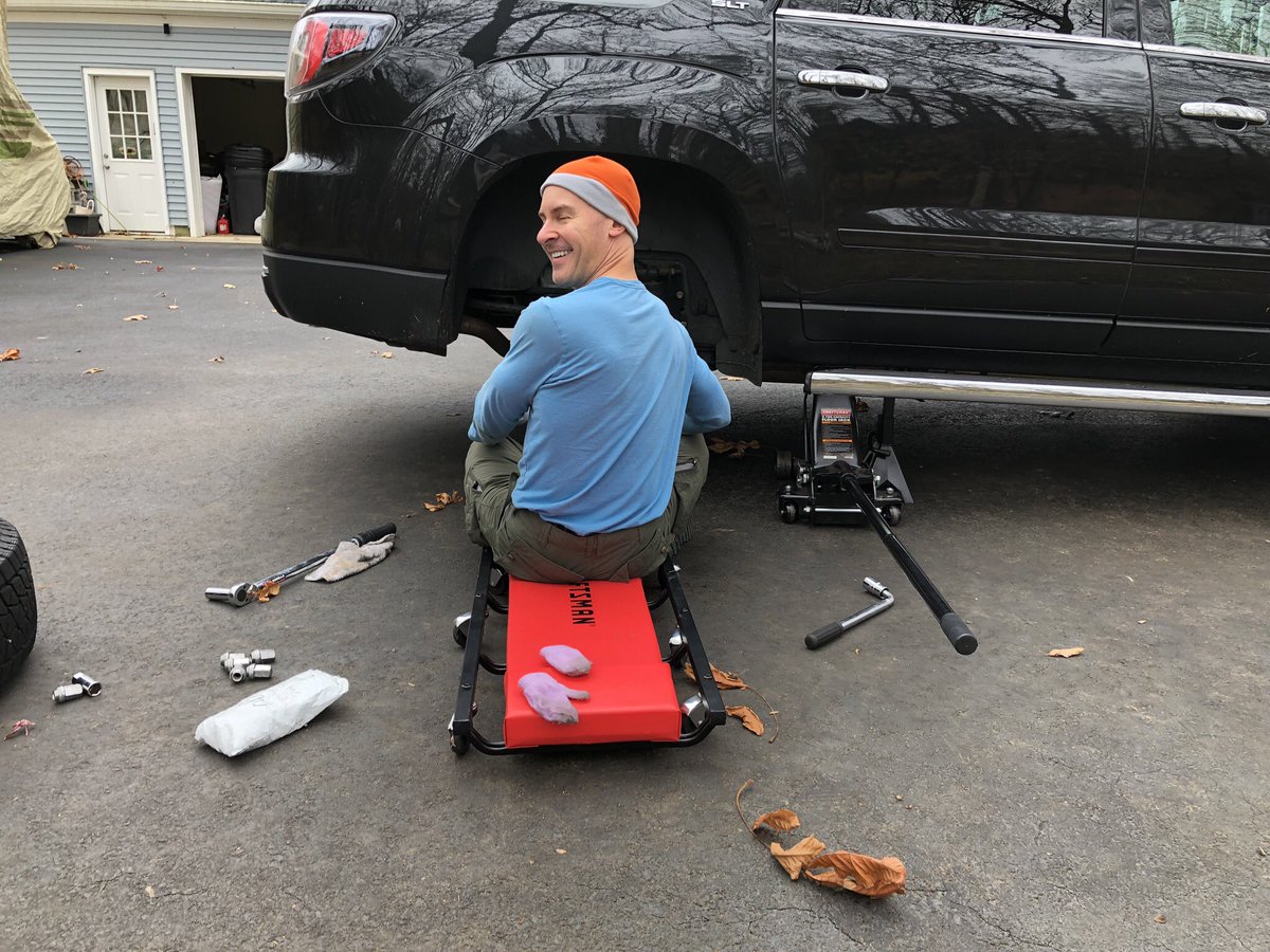 RafaelRiveraMD's tweet photo. Productive Thanksgiving Day weekend! Used tractor to clear out ton of leaves from yard, swapped in winter tires onto both cars, and came in 26th overall and 2nd in age group on Navesink Challenge 5K (https://t.co/uCfo8BrBtZ)- time for a rest! https://t.co/2MVwOgShcr