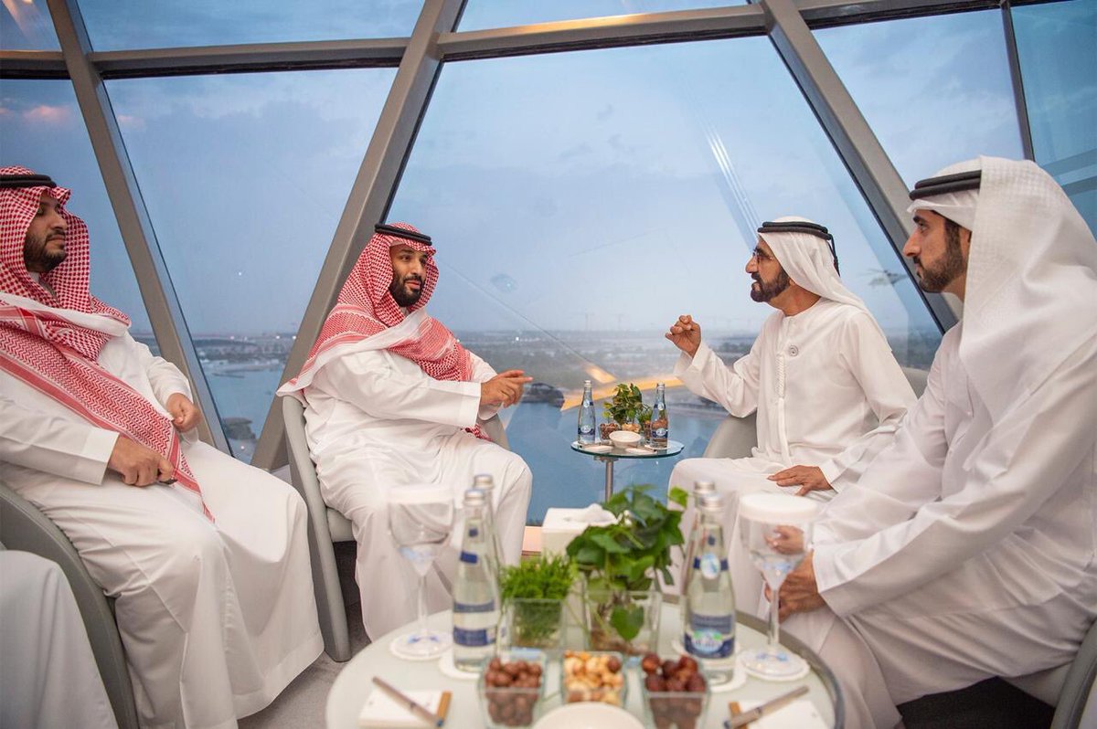 Купить в дубае с доставкой. Принц Сауди Дубай. ОАЭ наследный принц Абу Даби. Шейх Абу Даби 2024. Абу Даби семья.