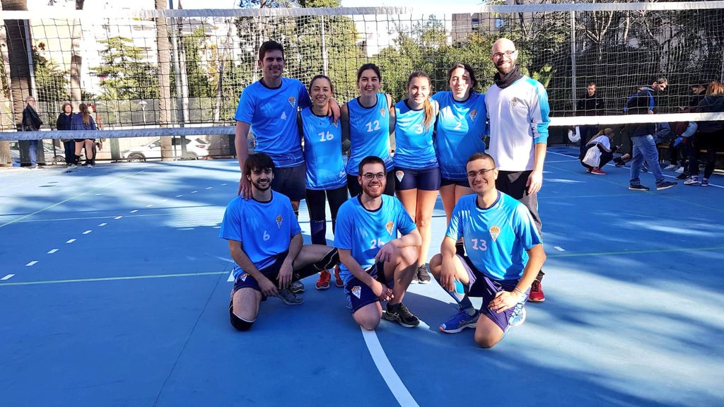 AEEINSM's tweet photo. #RESVOLEICEEB #JúniorBV 3-0 Els Llorers Victòria en un gran partit en el qhem dominat amb una gran defensa i recepció! #Seguim invictes! A seguir així! #Vòlei #Voleibol #AEEINSMontserrat @AEEINSM @JavierCirPal @puntiprincipi https://t.co/ZR08AfNKDU