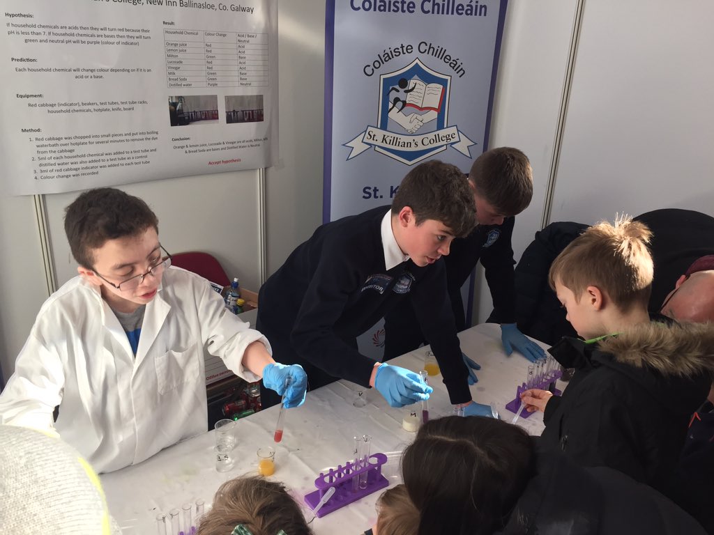 stkilliancol's tweet photo. Our 2nd year science students had a wonderful time exhibiting at @galwayscience @nuigalway today. #scienceweek2018 #jctscience #chemistry https://t.co/GMpjJHOdAu