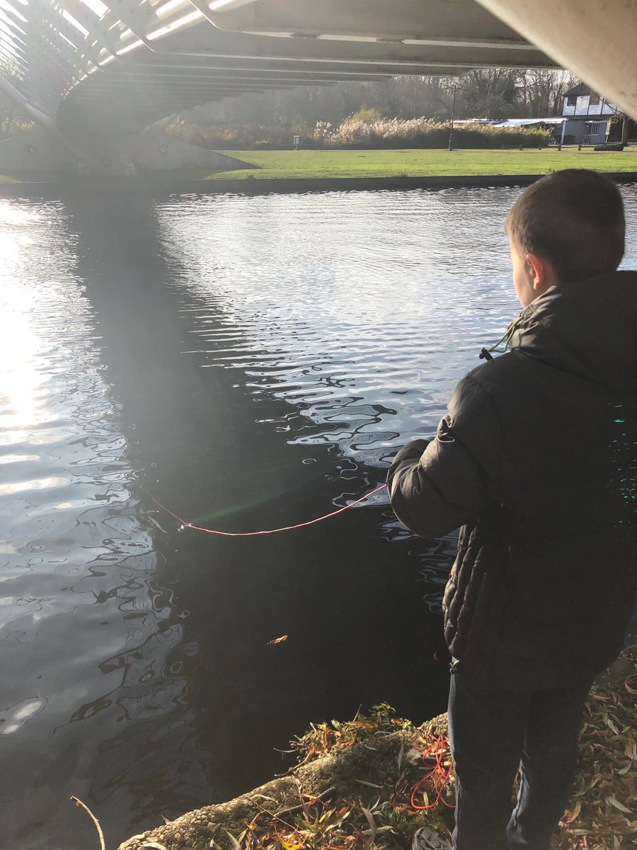 jezhunt's tweet photo. Magnet fishing with my son earlier... managed to land a few things #readjunk #sontime π https://t.co/QFqnKaQQMn