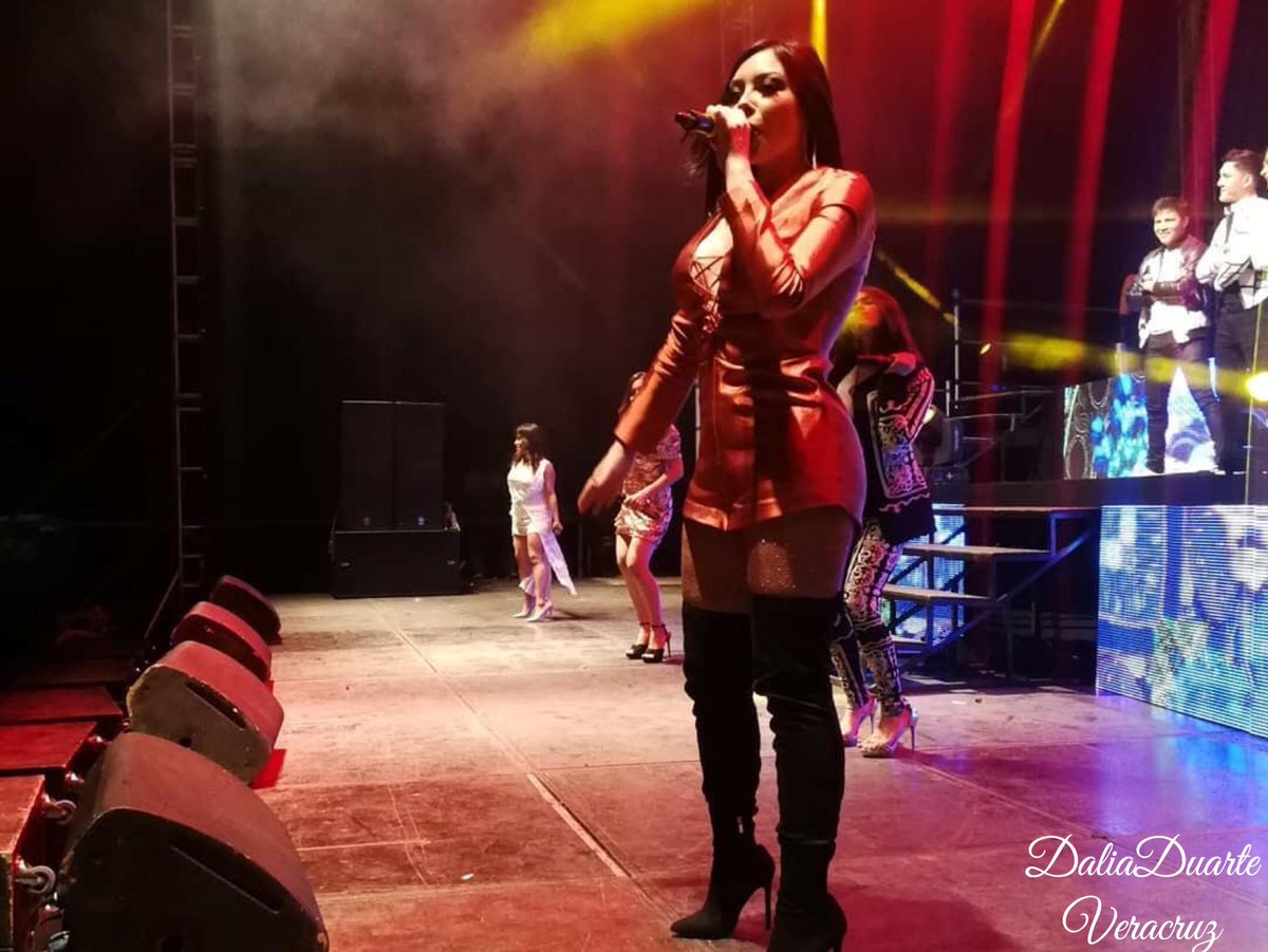 DaliaDVeracruz's tweet photo. Ayer fue todo un éxito el concierto en #GUATEMALA !!!  ✨👏🏻👏🏻👏🏻💜 

@daliaduartemx 😍💜
Síganla mucho !!! Dalia Duarte 
#daliaduarteINVENCIBLE #teamDALIA #daliaduarte
❤️❤️❤️❤️❤️❤️❤️❤️❤️❤️❤️❤️❤️❤️❤️
Sigan la pagina: Club De Fans Dalia Duarte - Oficial ✨ !!! https://t.co/fKgahvfcnL