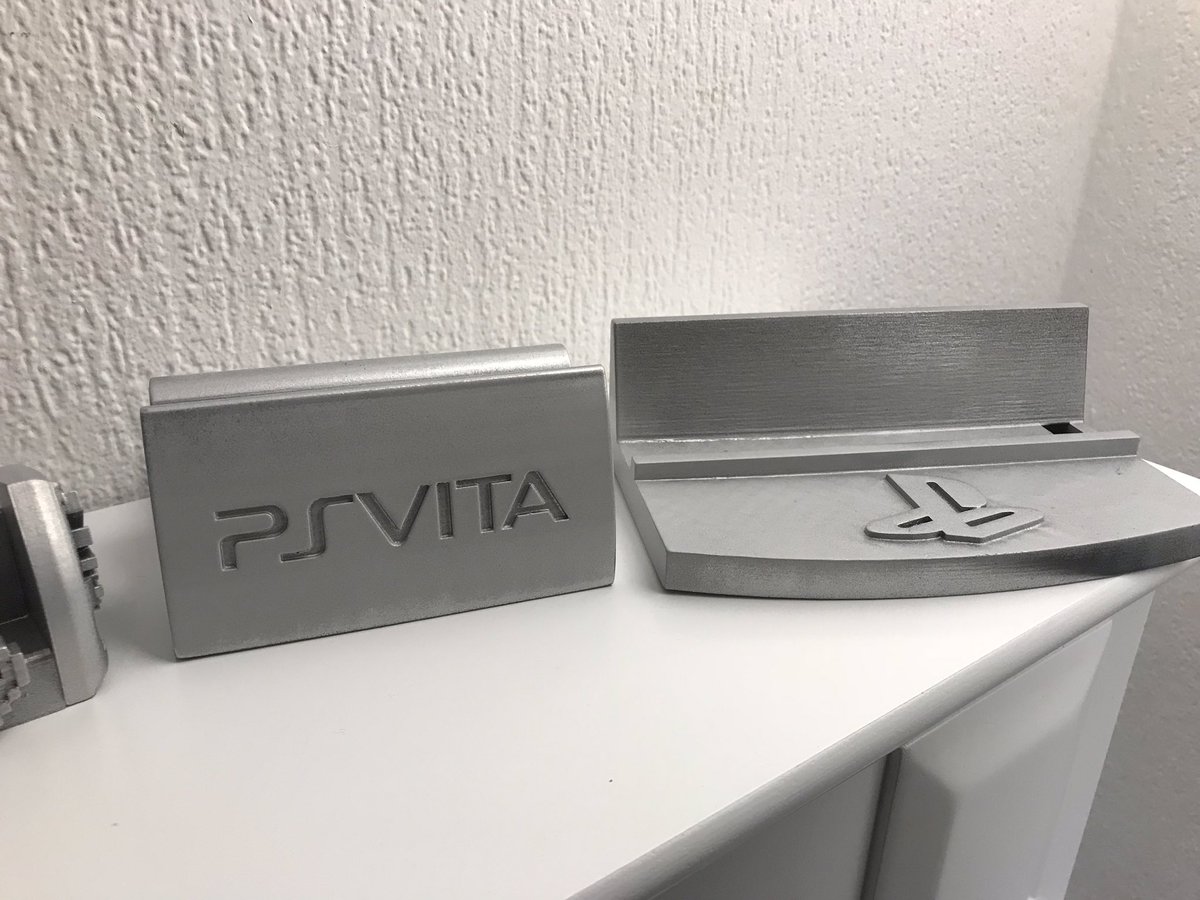 DerLachwitz's tweet photo. Silver is behaving strange to say the least, but slowly i‘m getting there.
#nintendo #helloryker #gameboy #gba #psp #psvita #3ds #zelda #prusai3mk3 #helloryker https://t.co/Hy2Sn8hcnF