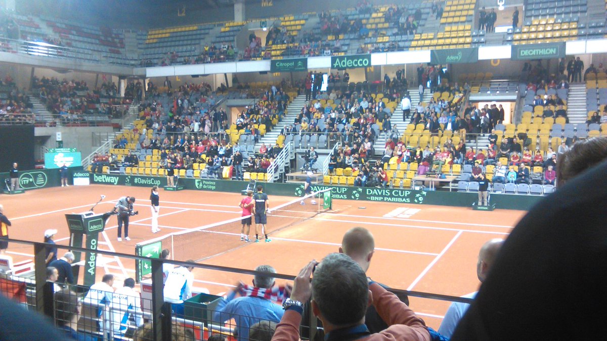 JournalDeChat's tweet image. My first Davis cup match: @David__Goffin Vs @cilic_marin 
Last Davis cup match: @la_pouille Vs Cilic
Sad to know that it was the last one😢 #DavisCupFinal