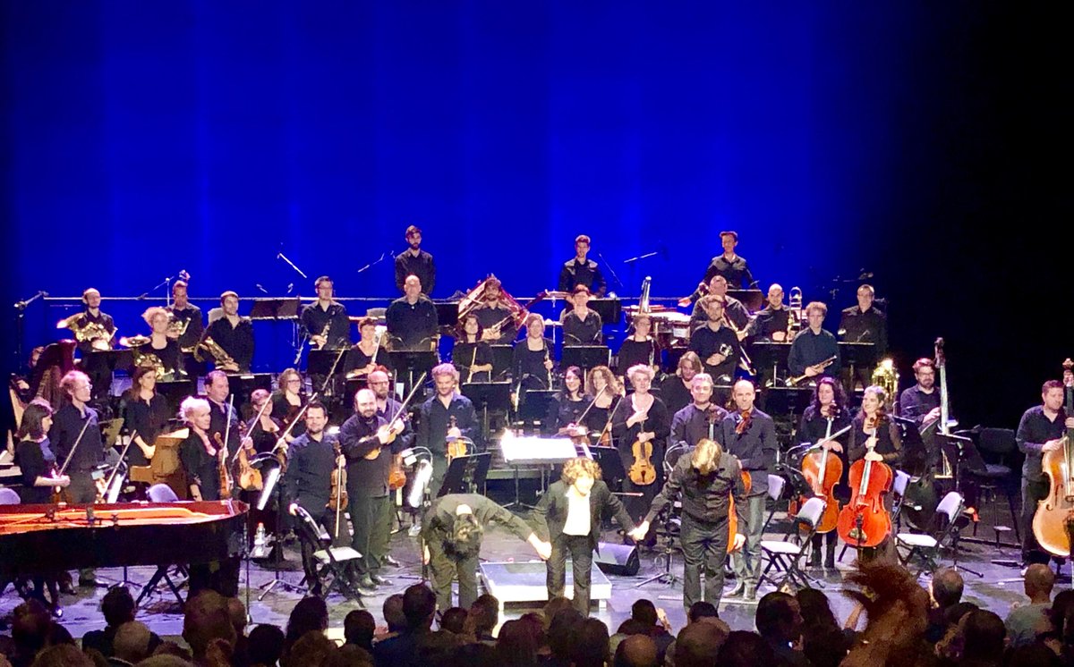 OGluzman's tweet photo. JANE BIRKIN « GAINSBOURG SYMPHONIQUE » à Neuchatel au profit de Medecins du Monde...exceptionnel!!!! https://t.co/ETNfixZEXo