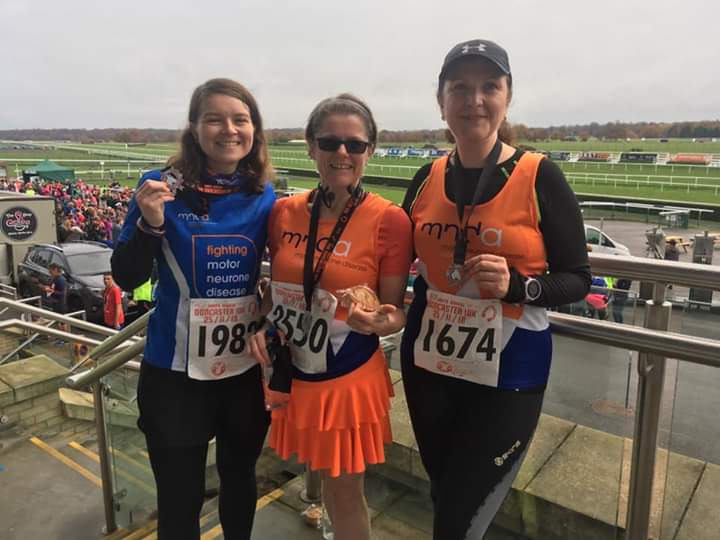 Vicky_100K4MNDA's tweet photo. @Curlysathletes #Doncaster10K done! Great run with @mndassoc @SYMNDA #TeamMND! Well done all! Fantastic event & lovely to catch up with the @DoncasterTri crew too! 21 miles to go to complete @awesomerunning #100MilesInNovember. #100K4MNDA #MND #NoFinishLineUntilThereIsACure ππ https://t.co/to2WeFaXtK