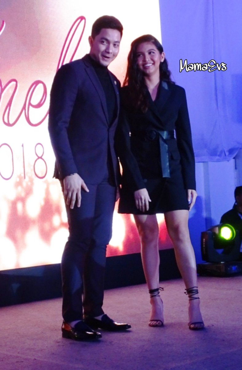 steadfastforU's tweet photo. Last b4 i sleep.. Maine said salamat sa pagsuporta sa aming career at personal na buhay.. Gets namin yun, loud and clear, kasi wala namang ibang sinusuportahan sa personal life nyo ang ADN kung hindi MAICHARD lang NO OTHER ELSE 💚 Ok goodmornight na 😘💚 #ALDUBBoomBagay https://t.co/AzozcOjKtK