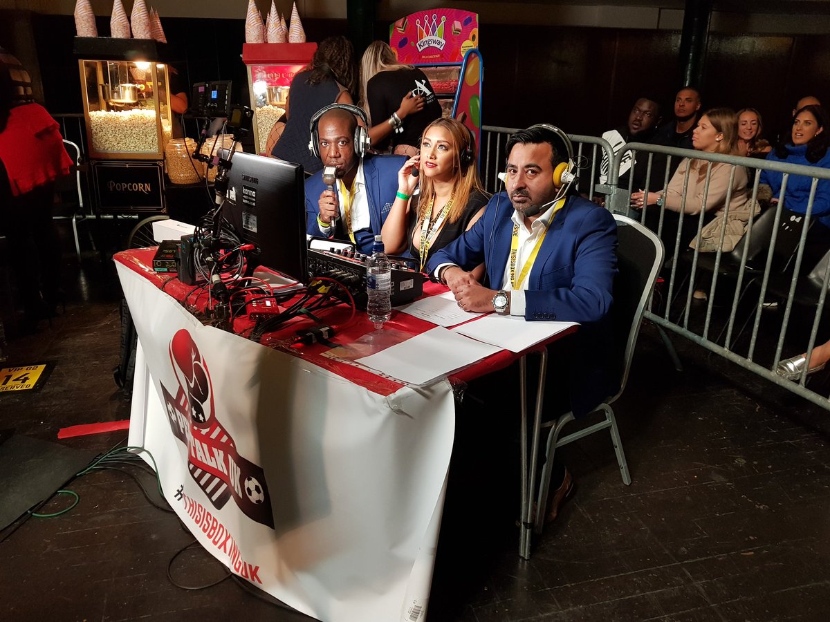 Shaz_SMAC's tweet photo. The commentary team for @linkuptv tonight covering the @thisisboxinguk event at York Hall.
Joined by @peptalkboy and @Irenechoudhury 🥊

#ThisisBoxinguk #TIB3 #Peptalkboys https://t.co/GLKyJn4Dlf