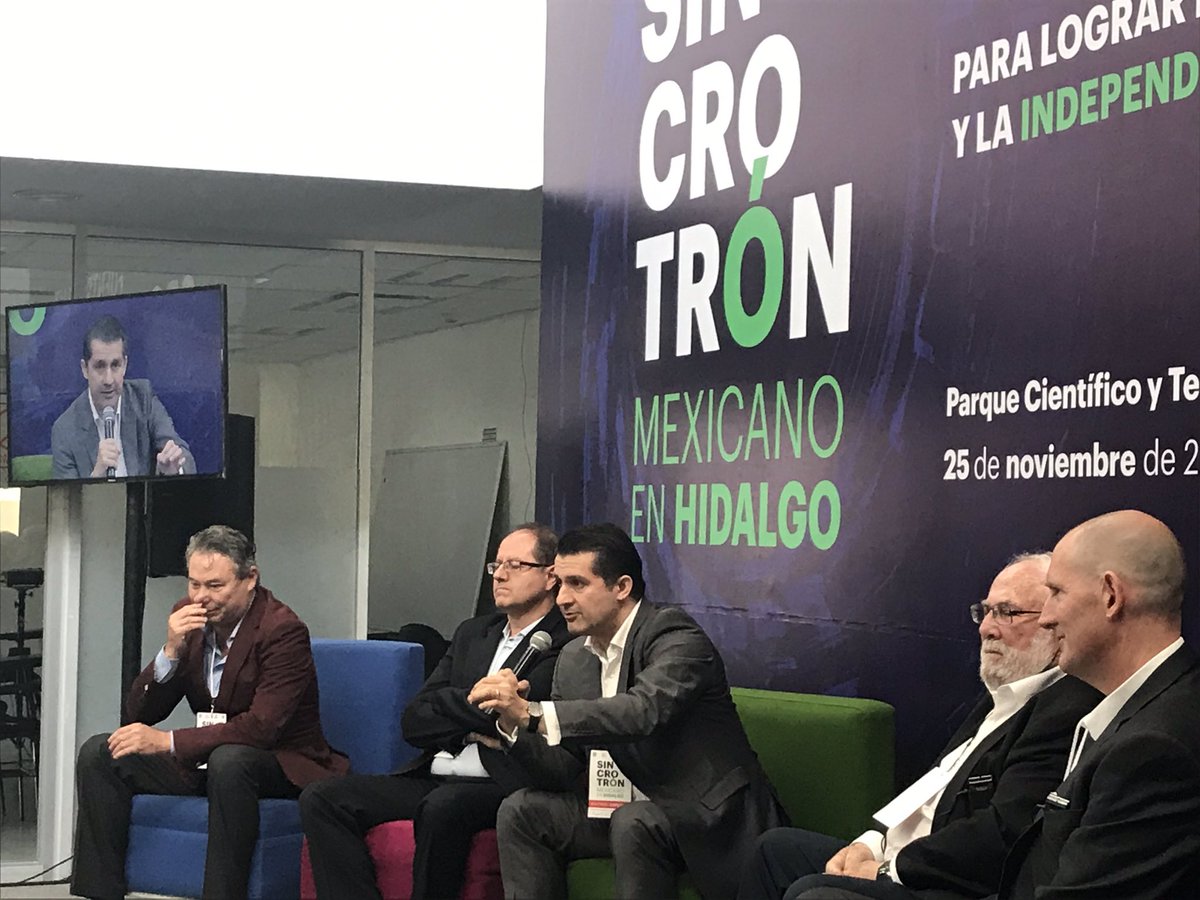 NodoHidalgo's tweet photo. Sincrotrón Mexicano en Hidalgo Primer Panel Impacto del Sincrotrón en un País Principales Desafíos conformado por expertos internacionales ex directores y directores de sincrotrones en el mundo e integrantes de la @RedGlobalMX @vdelriobello @LRFloresC #TransferenciaDeConocimiento https://t.co/ikSXh0Z8sq