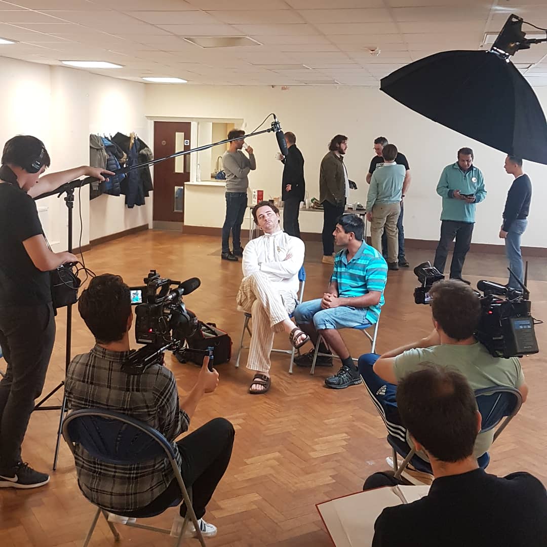 ThirdLegStudios's tweet photo. Shot a couple scenes in a community centre yesterday. Over 20 people involved but somehow got everything done ahead of schedule. Could it be that we're getting better at this? #logisticalmasterclass #comedywebseries #thirdlegstudios https://t.co/6z1dryqT6a
