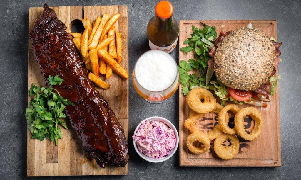 Resengo's tweet photo. Lekker op stap in Leuven? Reserveer je plekje bij Zarza, Zoff of Sticky Fingers BBQ Leuven via https://t.co/6DqUJIjkbk. 🤩 https://t.co/FzglC0KmEo
