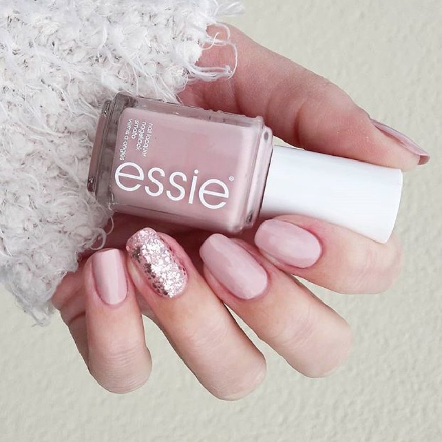 essie's tweet photo. #gogogeisha with a touch of #setinstones? yes, please ✨ such a pretty mani on @nailsblogm https://t.co/epRn4sbQYi