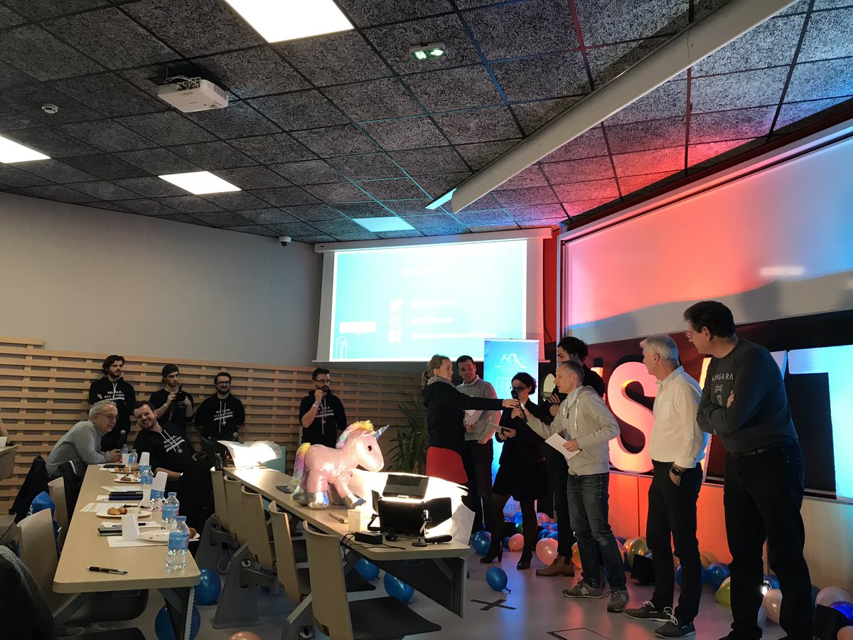 StartupWeekendToulon tweet media