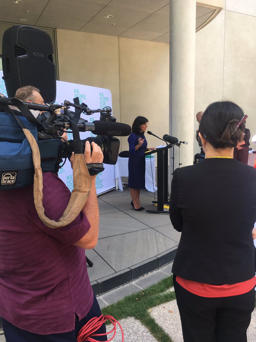 AdoptChangeAU's tweet image. @juliabanksmp addressing the launch of the National Inquiry into #Adoption during National Adoption Awareness Week #ahomeforeverychild #adoptchange #auspol