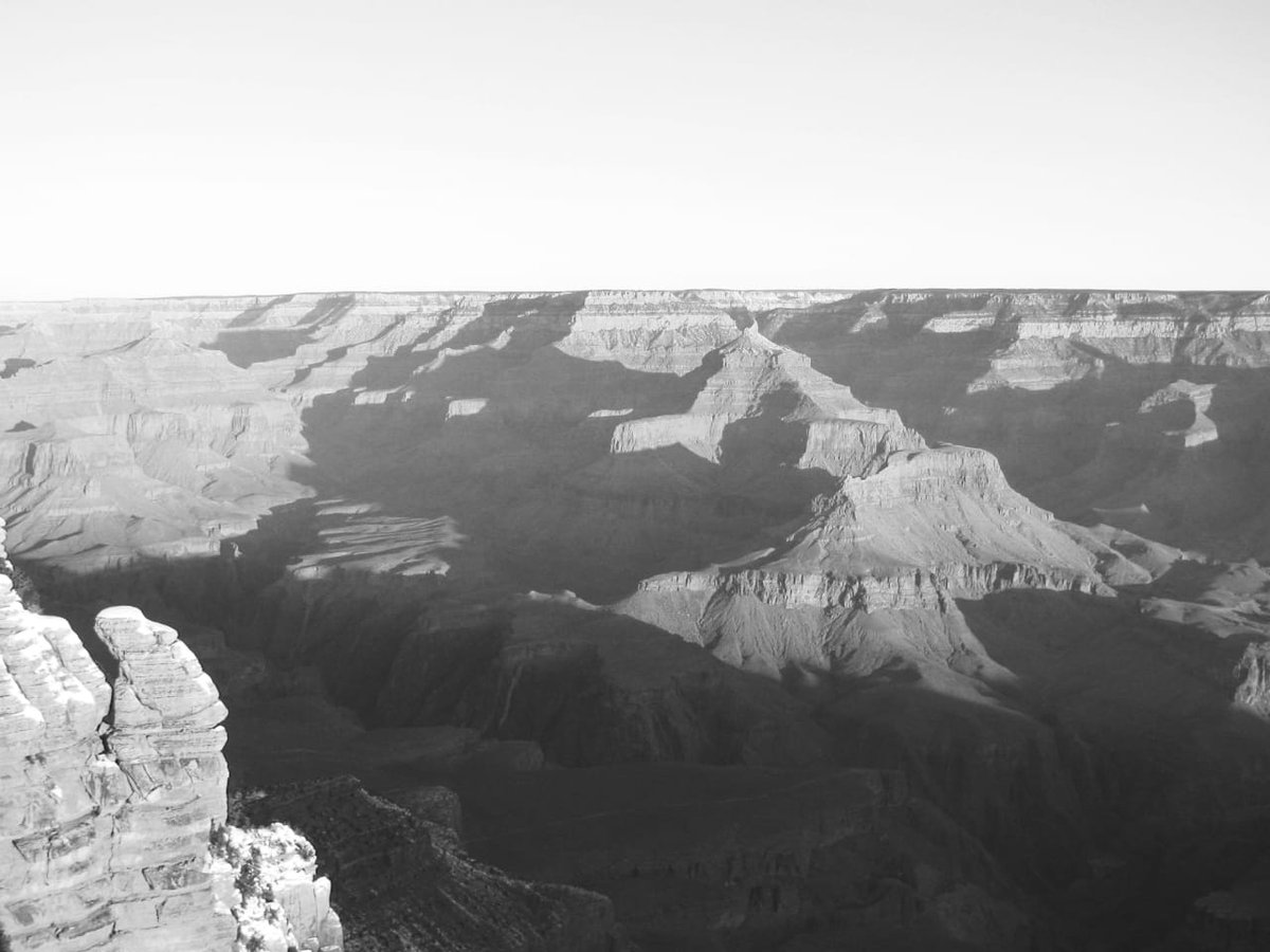 RidhimaPeravali's tweet photo. Day 3  #SevenDayChallenge of  #BlackandWhite photography. Nominated by @nalrag, here is the breathtaking #GrandCanyon at sunrise. https://t.co/VWi2uFJ9HJ