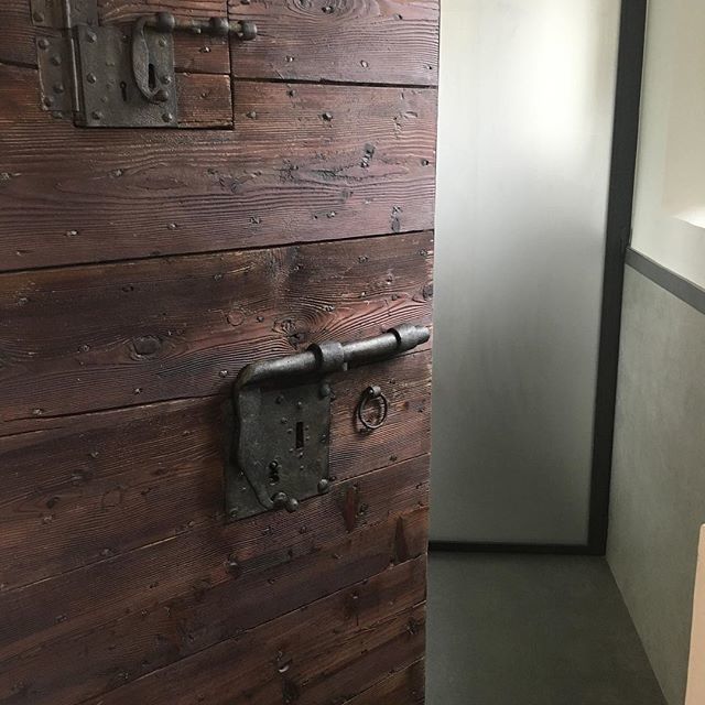 Luoghi da custodire gelosamente: le prigioni asburgiche in pieno centro a Treviso ristrutturare da Luciano Benetton e trasformate in gallerie d’arte per il progetto Imago Mundi ift.tt/2KuXWgt