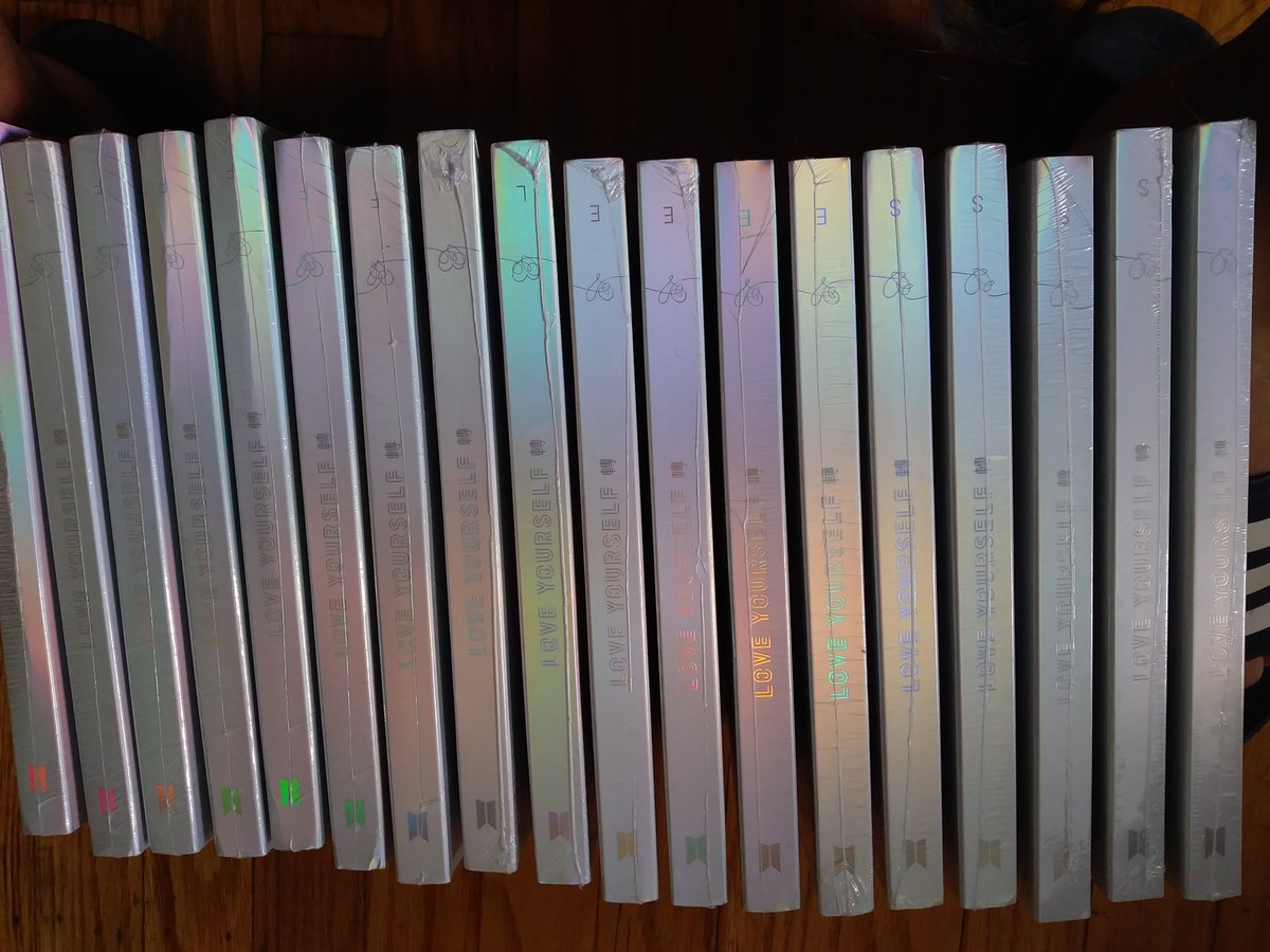 [Ww]BTS Answer Album Giveaway
-MBF
-RT
-Be active
-Comment where you guys are from and tag <a href="/BTS_twt/">방탄소년단</a>
Your choice of album version, no pc
Ends Dec. 13
1 winner, if over 1k rts then 2 winners
GOOD LUCK! :)
#BTS #BTSgiveaway #KPOP