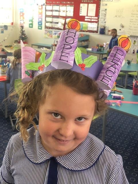 StBrendans_4105's tweet photo. Yr2 are learning about Advent and the significance of the lighting the candles each week. #STB4105 #STBreligion #STBYr2learning https://t.co/HFY5D8Jl8G