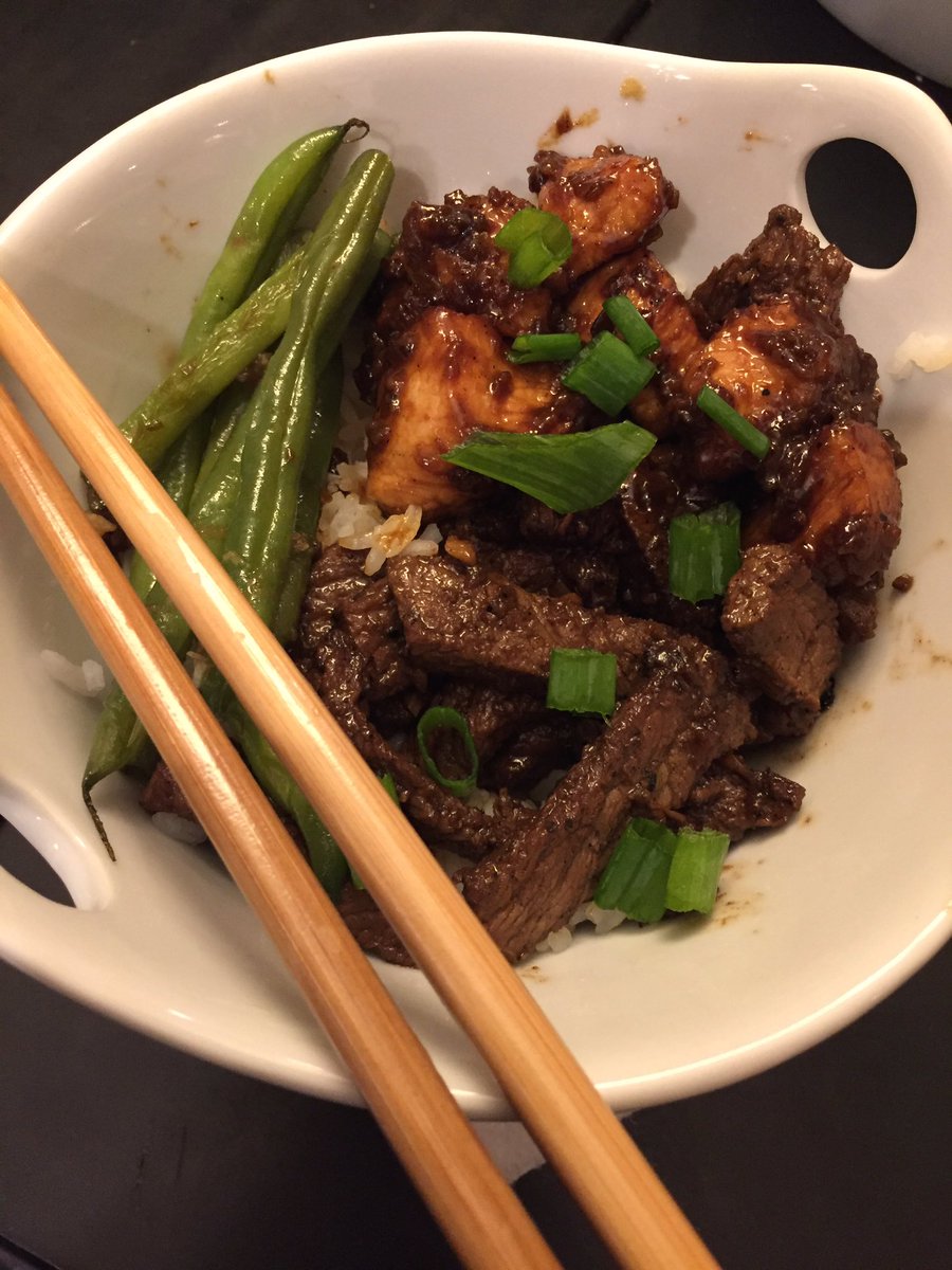 JacobShimon's tweet photo. @SCNPetersen my dad and I made a tasty dinner for my brothers and grandparents. We made Bulgogi and General’s Chicken in his wok. https://t.co/CpATIYpVXs