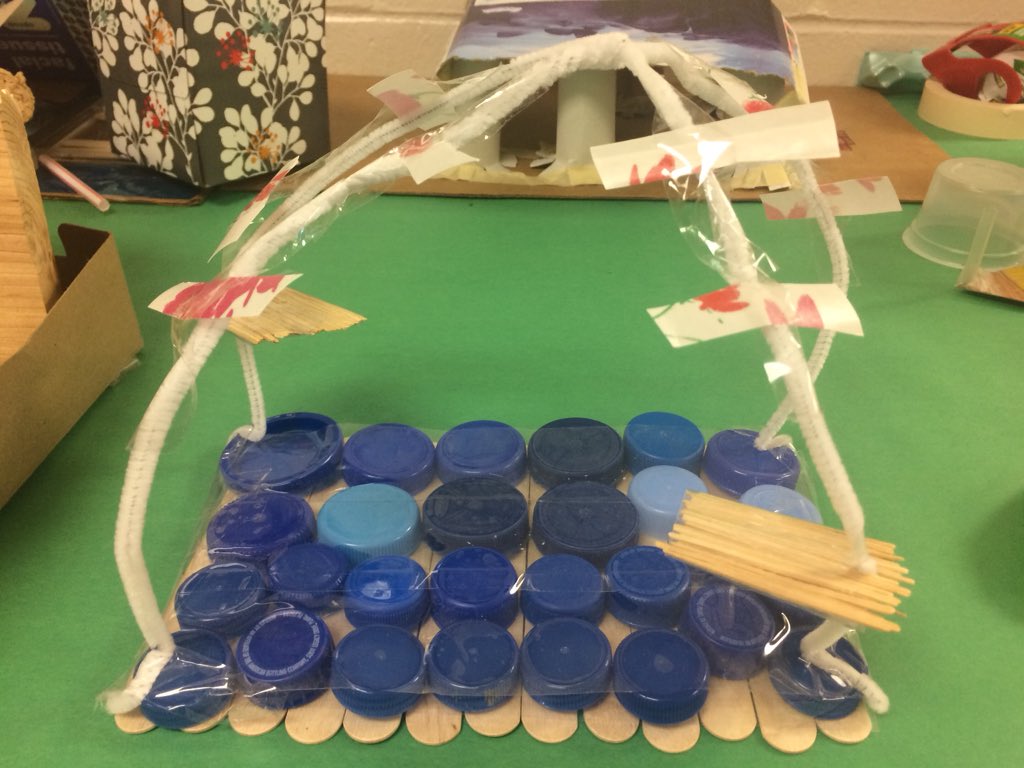 STEMitizer's tweet photo. Fourth Grade Mall In the Hall.  Students created memorials/monuments for presidents/famous people.#makerspace #Brainasium #STEMed https://t.co/fNgZf78VCh