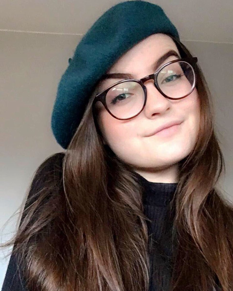 alturiism's tweet photo. beret bby https://t.co/BqlvgSn9Pu