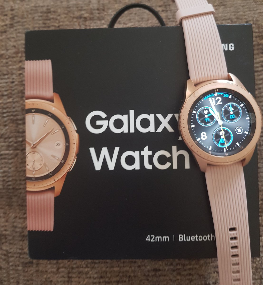 Kahmodelling's tweet photo. Christmas came early 😁 #goals #determintation #fitness #GalaxyWatch @SamsungUK https://t.co/vaBAJXGZ9i