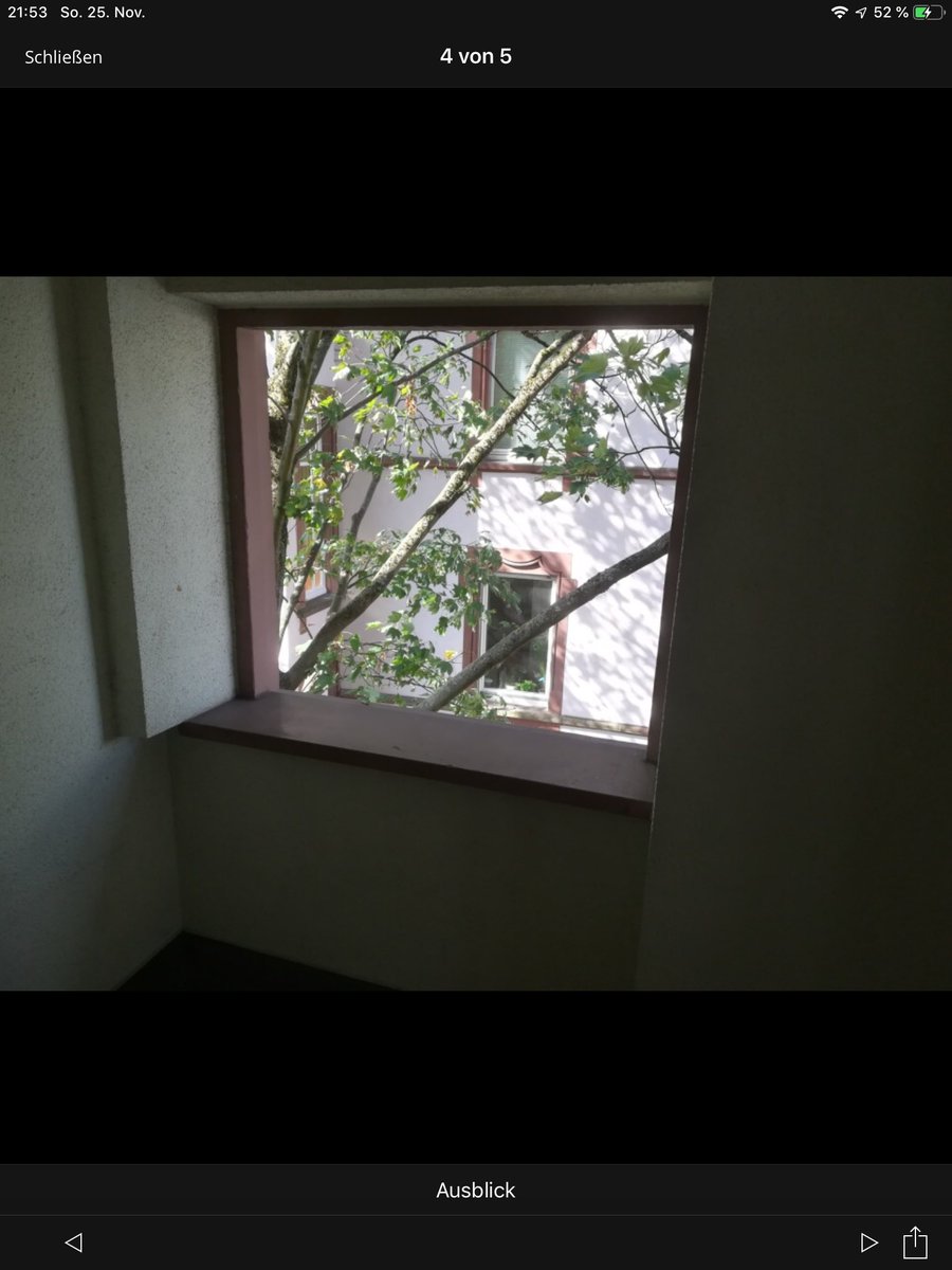 Hier ist ein Immobilienwort, das auch Du noch nicht gekannt haben wirst:

Innenbalkon.

Kein Witz.