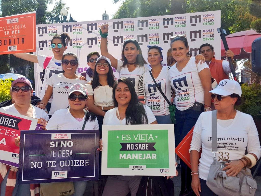cihuautlaorg's tweet photo. La familia Cihua crece cada día más, gracias por el apoyo de cada una, por caminar y marchar en #NosQueremosSeguras en Puebla. Hoy #TodasXNosotras por el #DíaNaranja #DíaContraLaViolenciaDeGénero https://t.co/esTrhQ0HUW