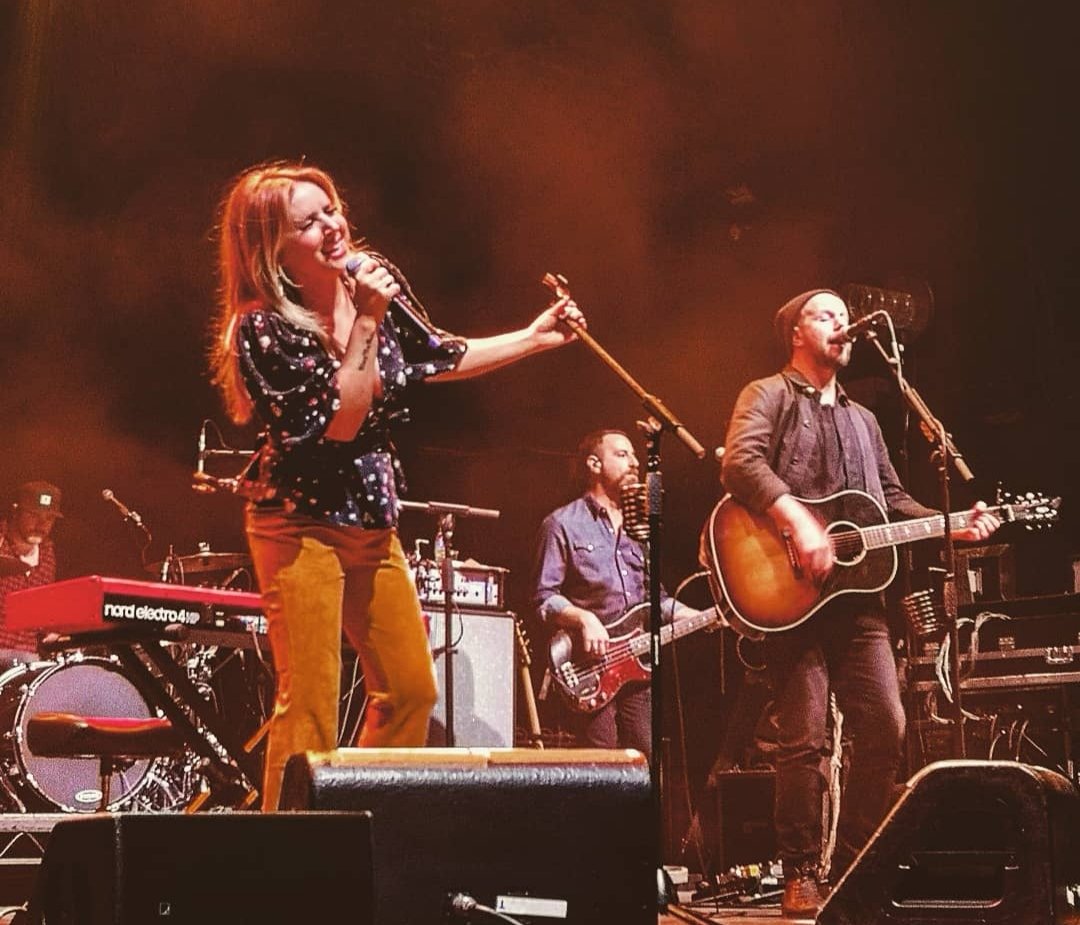 Martoon15000's tweet photo. Another outstanding performance from @luciesilvas at @O2AcademyGgow tonight! (obviously 😜) #ego #luciesilvasontour #glasgow https://t.co/Hz1wE6mAt5