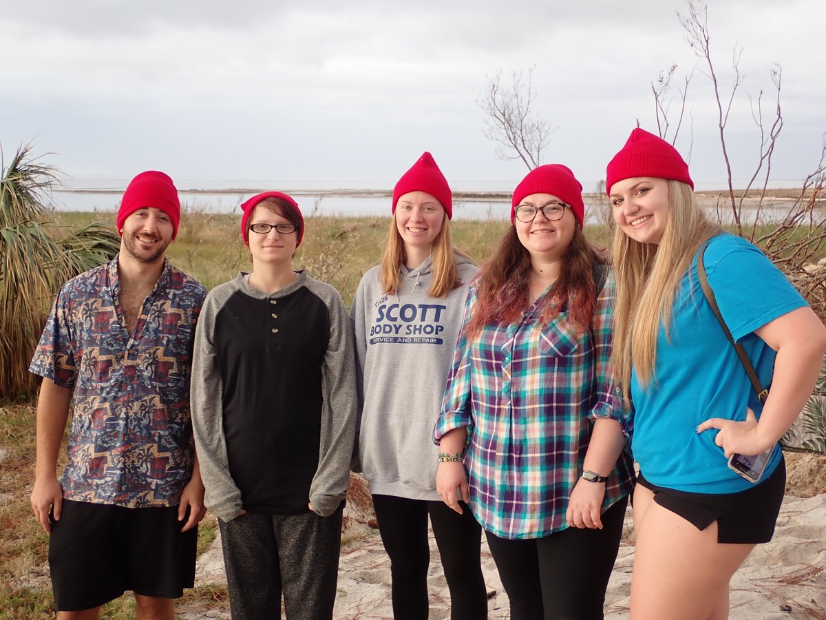 ReefManJohn's tweet photo. #AStateResearch My undergrads posing with their new scarlet "Jacques Cousteau" watch caps before we left @FSUMarineLab yesterday. The caps are to remind them they are newest of long line of explorers, researchers & conservationists https://t.co/LEIgDvLFBF