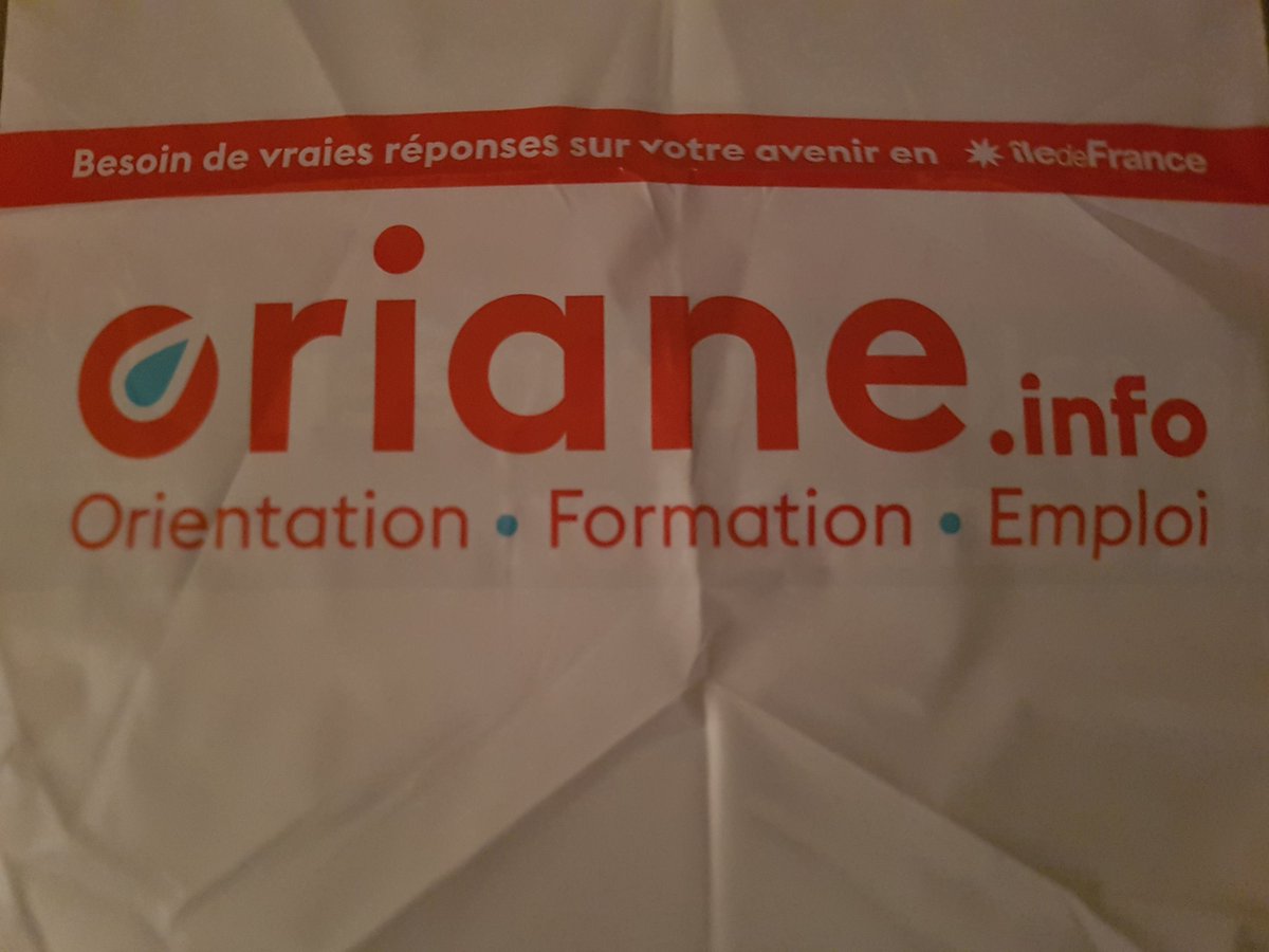 OnisepJyTiens's tweet photo. #SalonEduc Personnels #Dronisep transférés aux #régions déçus de n avoir pu poser des ques° à @iledefrance sur leur #avenirpro Ils n'ont vu que des objets promotionnels... Est ce bien efficace pr accompagner les #élèves, les #étudiants ds leur #orientation #métiers #formations https://t.co/rgpeygaMBq