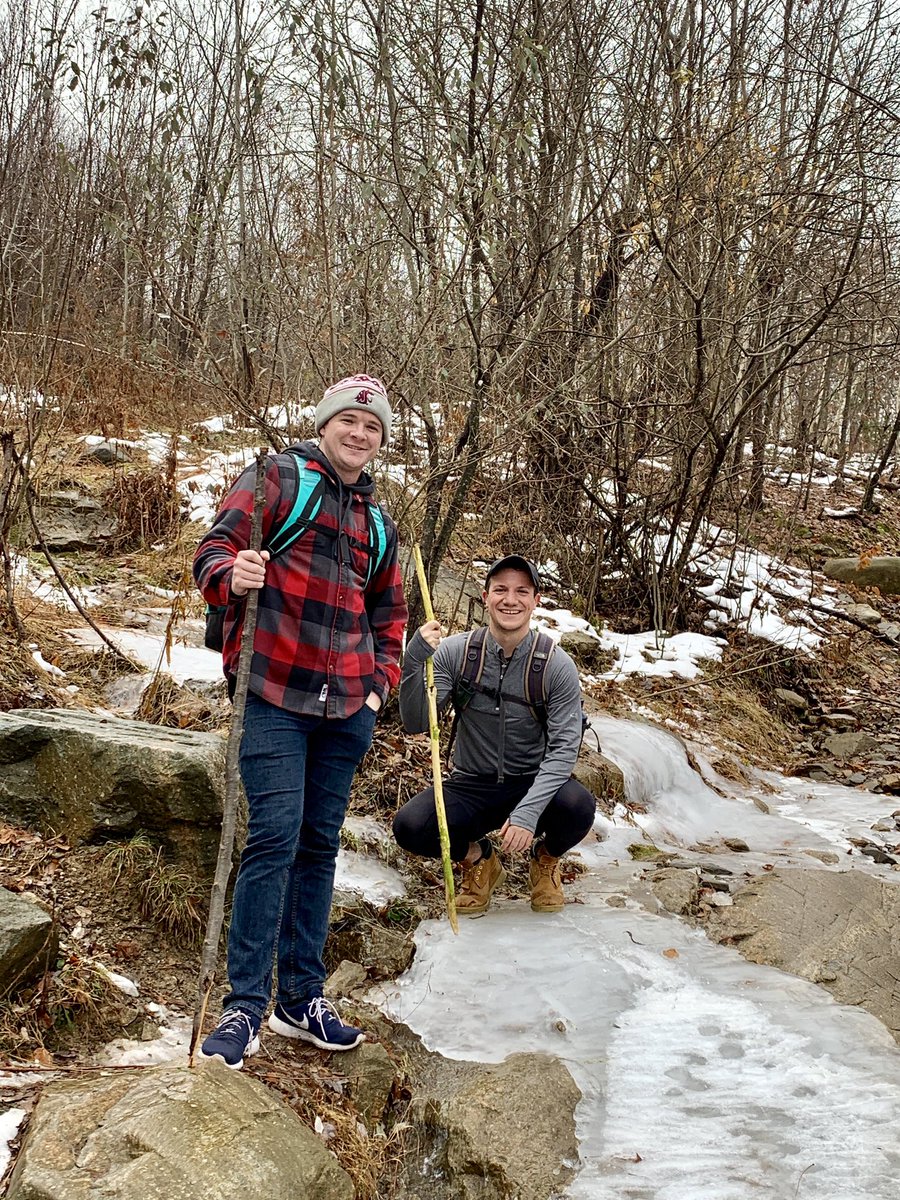 coachNicodemo's tweet photo. Very possible the last outdoor day of the season. Terrific hike up Mt. Beacon. #MtBeacon #Hiking https://t.co/qrvSK42N11