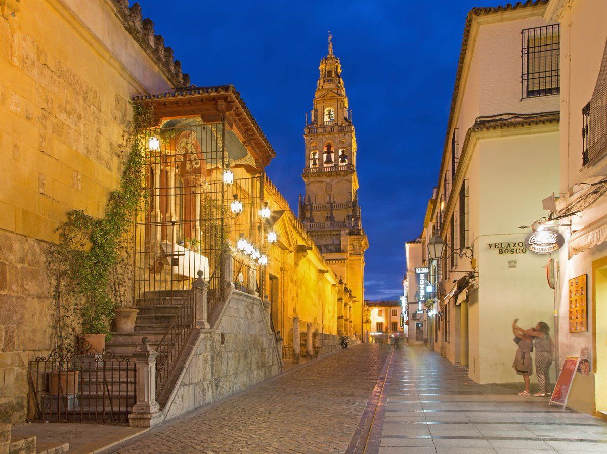 Spain_in_CH's tweet photo. Exploring #Cordoba by #night... 😍
https://t.co/6jMjH6JGmk
#VisitSpain #SpainCulturalHeritage #WorldHeritage #TravelIdeas #RomanticTravelPlans #Andalusia #Spain #Top10Spain #experience #TravelIdeas #beautifull #City #travellers #LuxuryTravel
@cordoba_turismo @viveandalucia https://t.co/IR6n6BEc91