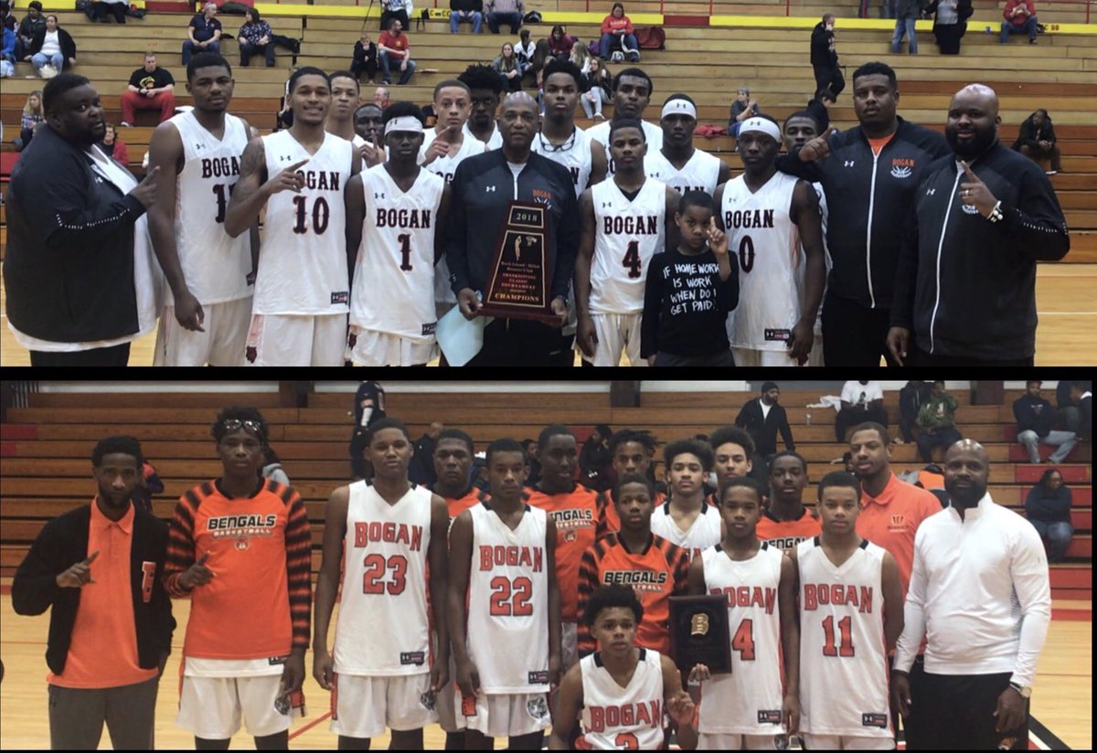 dbook42's tweet photo. Rock Island (Varsity)
Bremen (Sophomore)
Tourney Champs!!!
BenGanNation
#RIPDomo https://t.co/VvquQ4wvPT