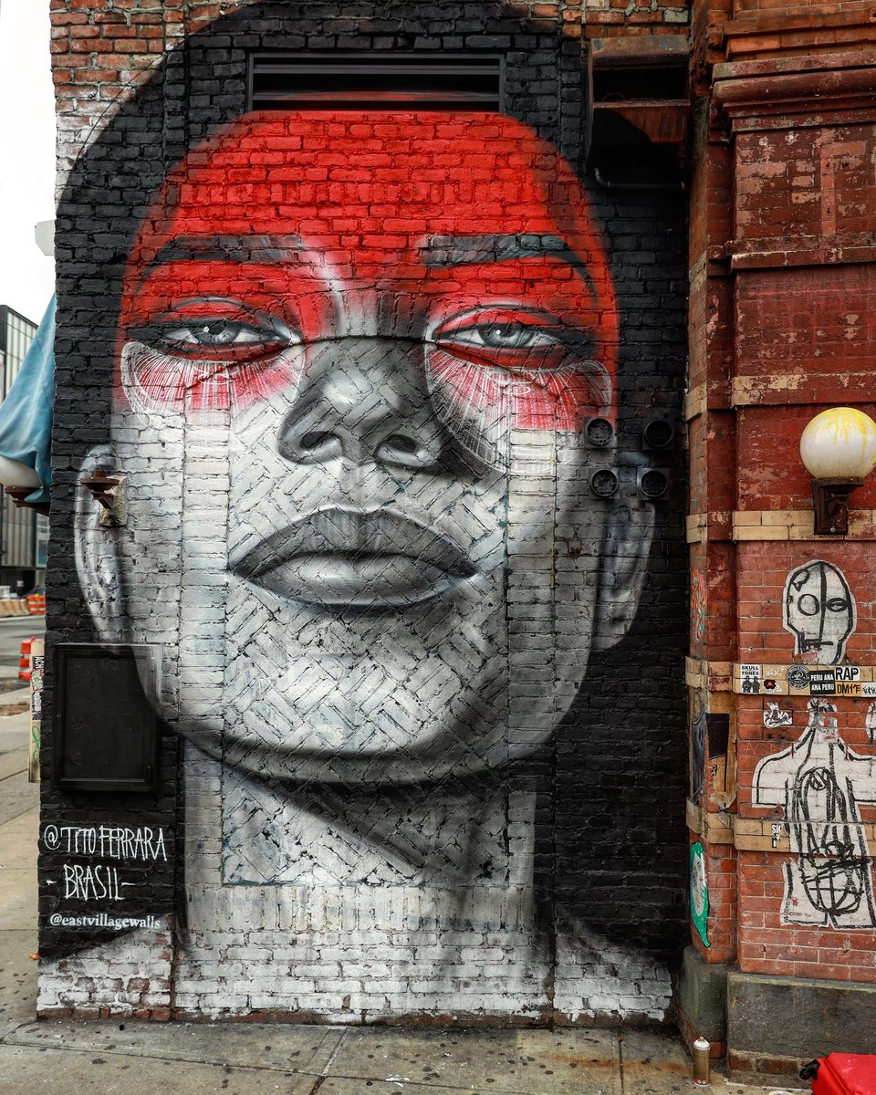 globalstreetart's tweet photo. New from Tito Ferrara  in Manhattan, New York City 

📸 by https://t.co/kFm3wVy50I

#titoferrara #eastvillage #eastvillagewalls #nycstreetart #globalstreetart #justaspectator #streetart #urbanart #graffitiart https://t.co/2aOYztPW2c
