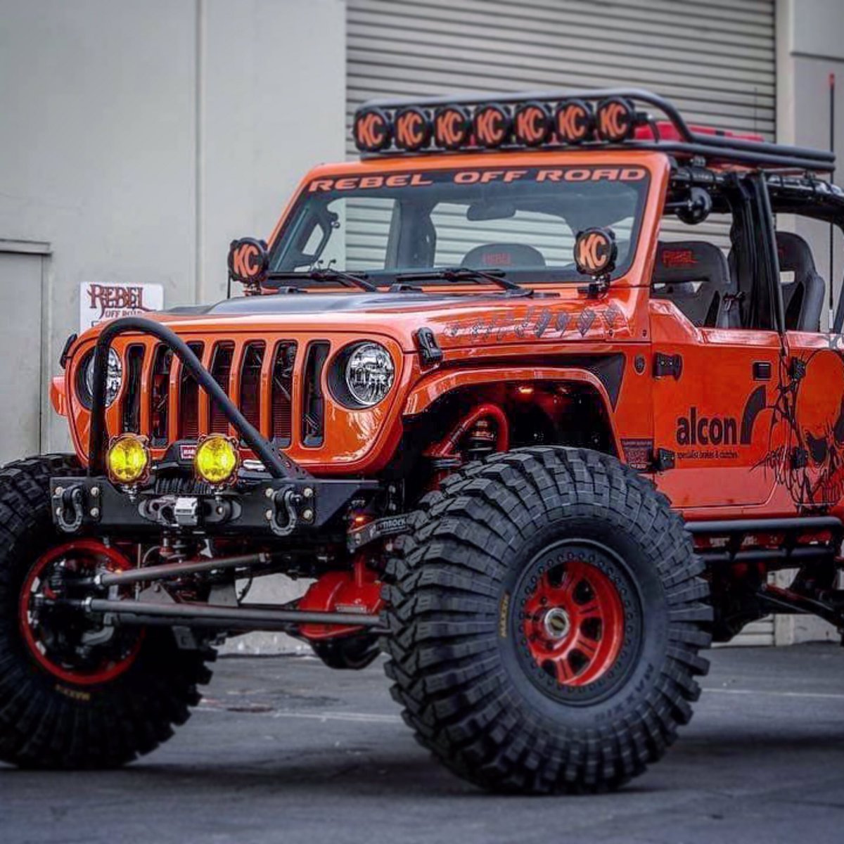 #jeepjl #jl #jeepwranglerjl #jeep #jeepwrangler #jeeplife #itsajeepthing #jeepnation #wranglernation #jeeplove #jeepwranglerunlimited #sevenslot #jeepfamily #jeepforce #wrangler_country #itsajeepthing #jeepthing #offroad #givepeaceachance 📸 @rebeloffroad