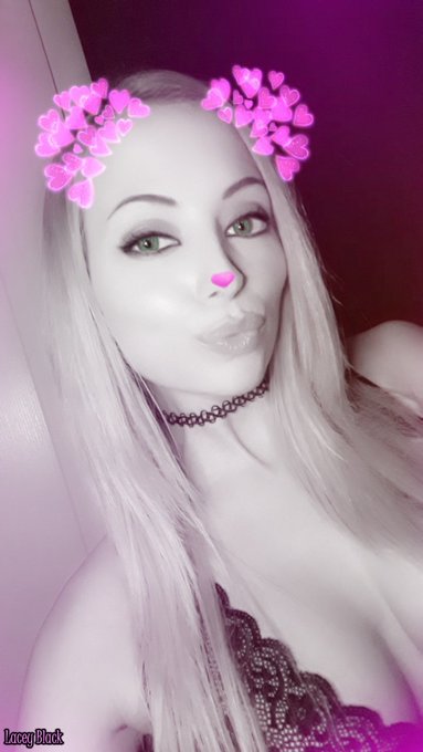 💋 https://t.co/uvNsAmvAUZ<a href="/tag/happy420"class="tags"><span>#happy420</span></a>