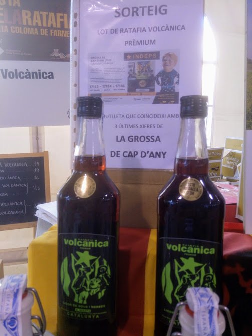 RVolcanica's tweet photo. __________________________________________________________
RESULTATS SORTEIG LOT CREMA I RATAFIA VOLCÀNICA
CAP D'ANY 2018
 - NÚM DE BUTLLETA PREMIADA 499
 - NÚM DE RETUIT PREMIAT 99
__________________________________________________
https://t.co/EkA6rW7a7q https://t.co/csFu1nNwZh