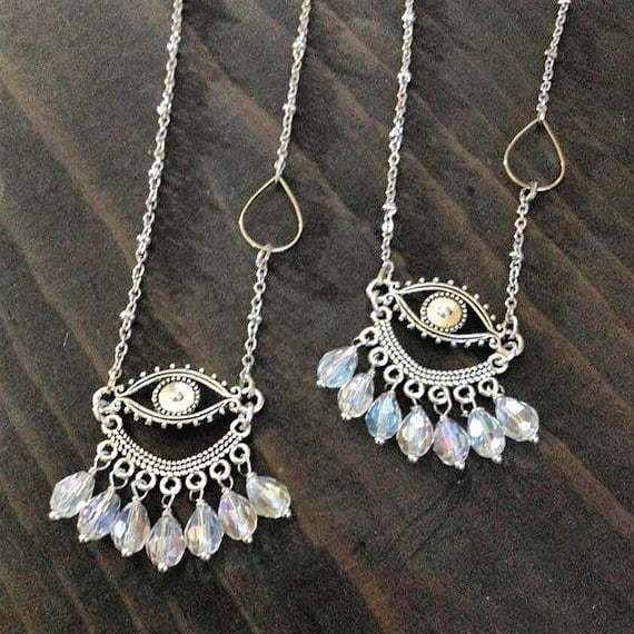 prettyinc's tweet image. New in my etsy shop ❤
#crystaljewelry #crystalnecklace #crystals #eye
#makersgonnamake #makersvillage #womensupportwomen #womanboss #prettylittlethings #handmade #shopsmall #supportsmallbusiness #indiegirl #girlboss #independentwoman #fringe ift.tt/2DIKIet