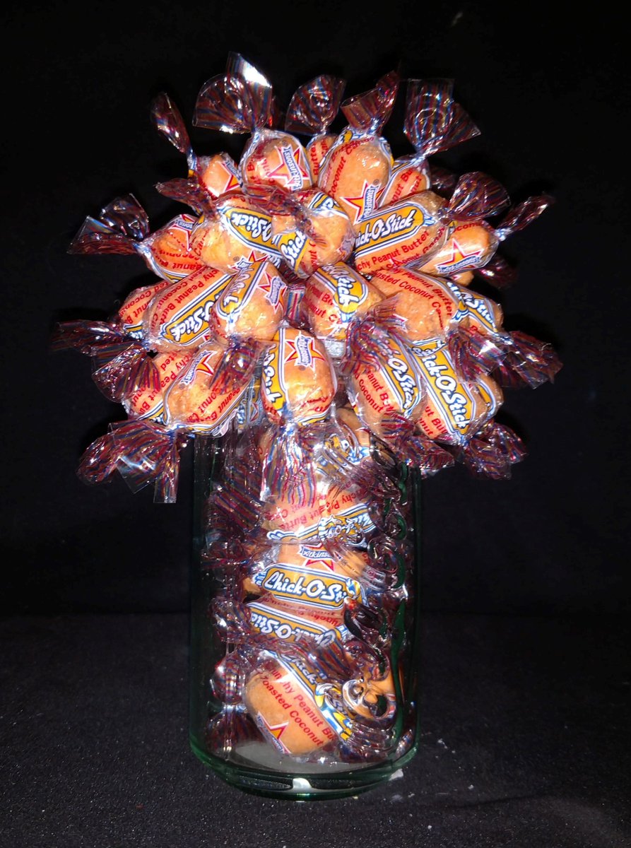 CandyQueenGifts's tweet photo. Excited to share the latest addition to my #etsy shop: Chick-O-Stick Candy Bouquet https://t.co/YS5YfcITKv #plantsandedibles #candy #chickostick #candybouquet #chocolatefree #nonchocolate #christmasgift #birthdaygift #teachergift https://t.co/IupaabkKkt