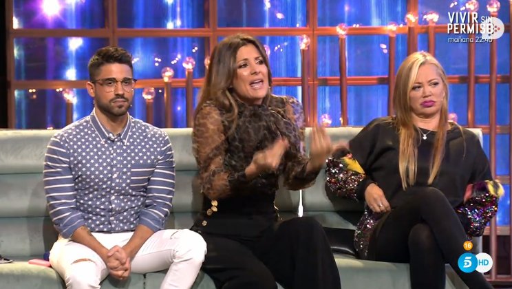 ghoficial's tweet photo. Parece que en plató esta noche también hay dos grupos. ¿Con cuál te quedas?

🔄 Miguel, Nagore y Belén
❤️ Makoke, Ángel y Aurah

#GHVIPDBT11 https://t.co/FNKUl25F2E