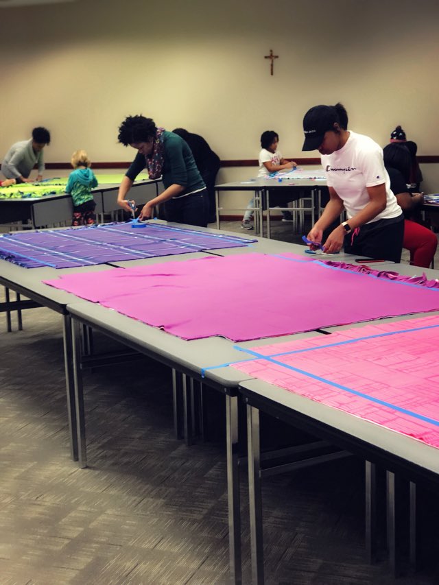 GoodsJune's tweet image. PROJECT SNUG was a success!! So many kiddos will have the coziest Christmas presents thanks to all who supported! I want to thank EVERY SINGLE volunteer!!! We made a lot of blankets and had a lot of fun today! I hope to see you all again next year!❤️💚❤️ #KJWHF #KIDZ @KJWhavefun