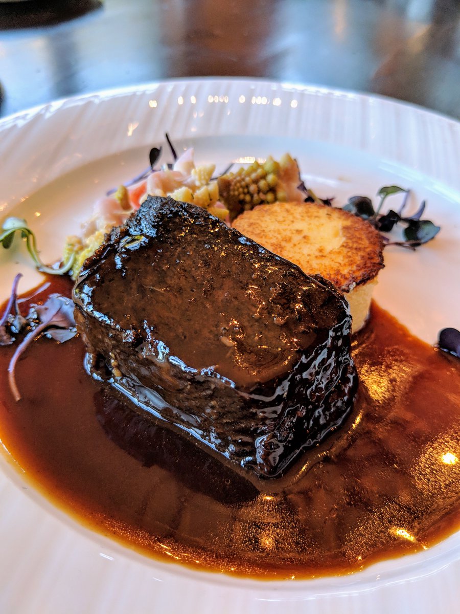 LesDamesBC's tweet photo. My coverage of my most excellent lunch @Saltedvine @CornucopiaWine #whistler #cornucopia2018 https://t.co/i2PORfgtFn https://t.co/EkQYGc5JZC