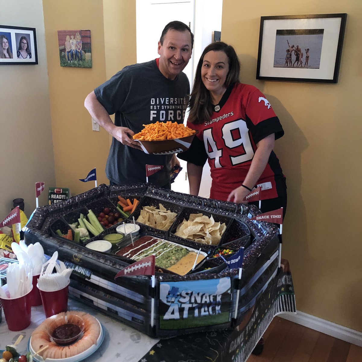 julz_c's tweet photo. It’s time for a few pre-game snacks. GO STAMPS!!! #GreyCup2018 @calstampeders #yyc #greycupparty #CalgaryStampeders https://t.co/ry3eYxP0Eo
