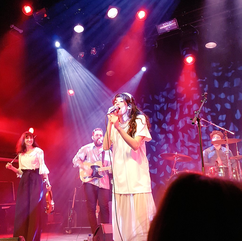 hoekzema59's tweet photo. https://t.co/vg4ZjMIaIm with a touch of #amywinehouse, #katebush #agnesobel & #bjork : @oivavoimusic singer & band in great shape at #doornroosje #nijmegen #holland , have a go at album #memorydrop https://t.co/Q4sJMtwKuz