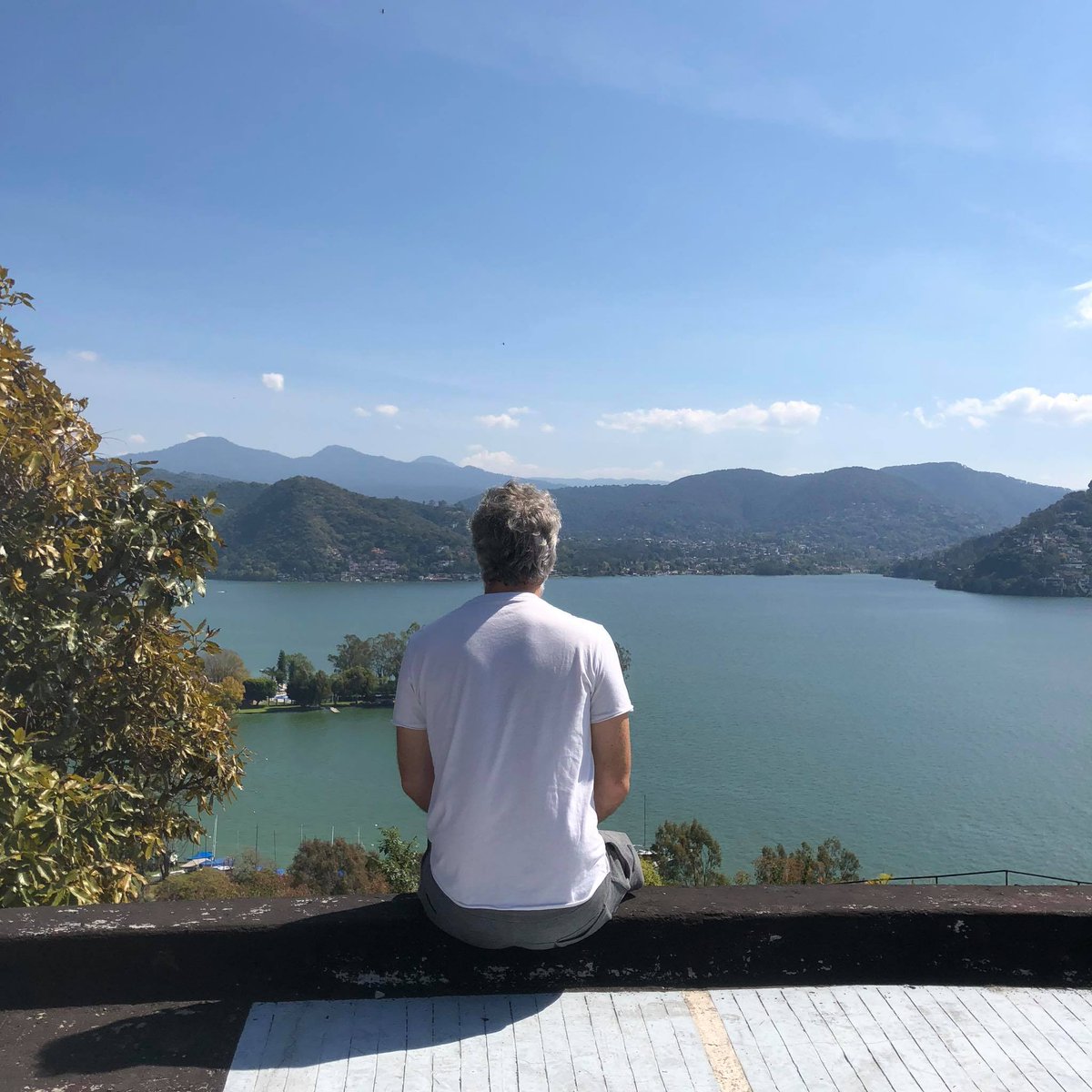 En mi instagram @marcelotobar77 estoy poniendo updates de #LosIdealistas la comedia que estamos filmando en Avándaro. Púchele al follow!!